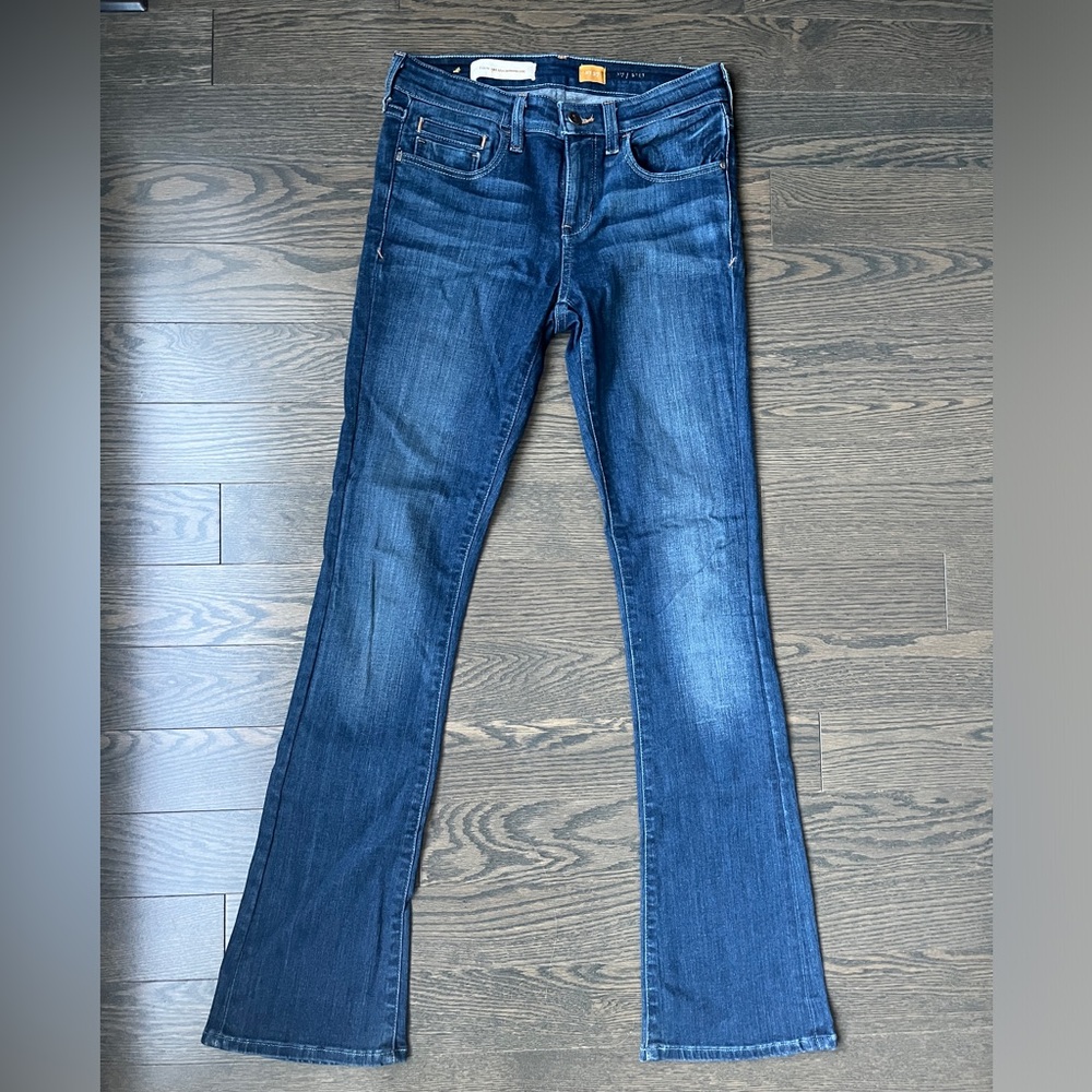 Pilcro low rise flare jeans size 27 from Anthropologie